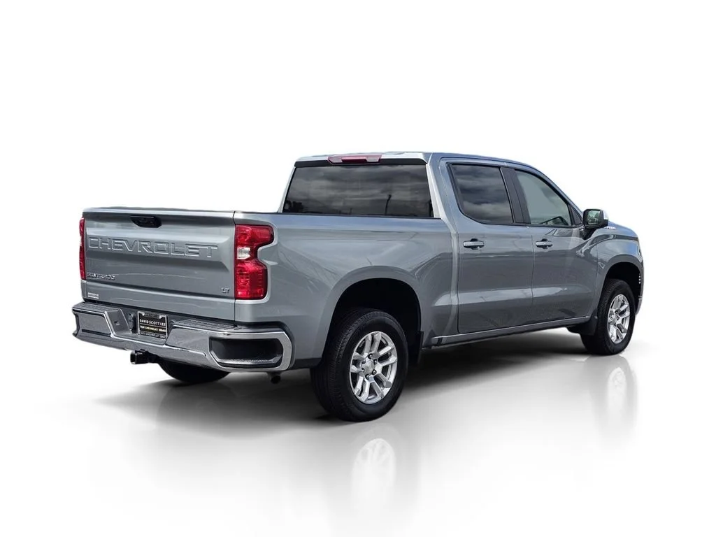 Used 2023 Sterling Gray Metallic Chevrolet LT image 8