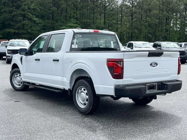 New 2025 Oxford White Ford XL image 4