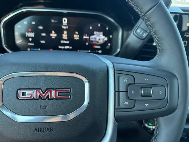 New 2026 Summit White GMC SLE image 28