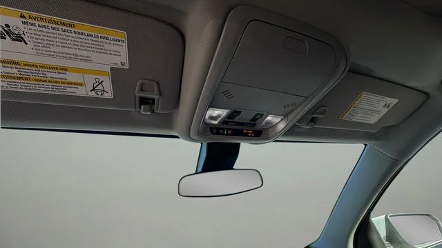 Used 2022 White Chevrolet LT image 28