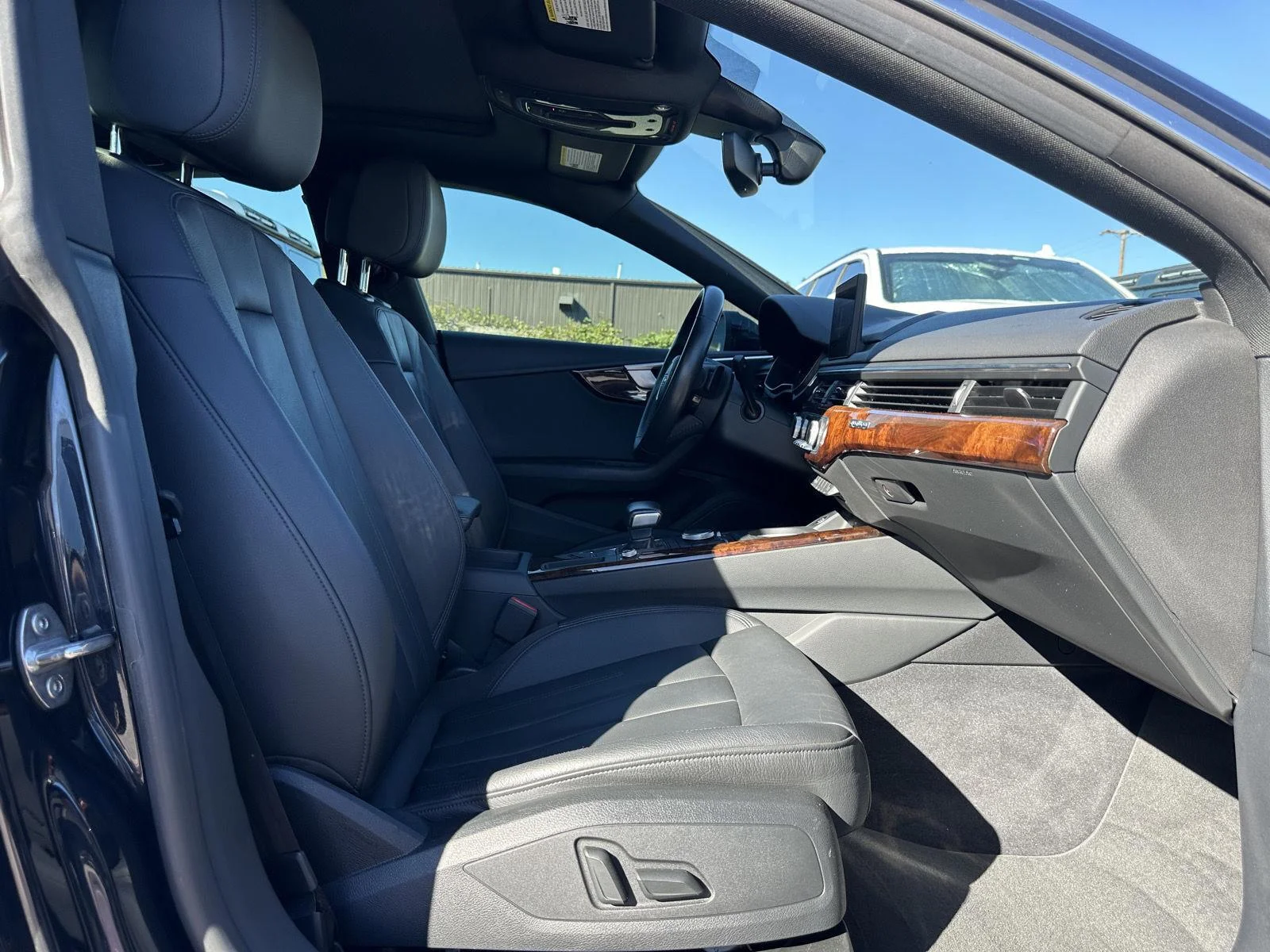 Used 2019 Mythos Black Metallic Audi Premium image 14