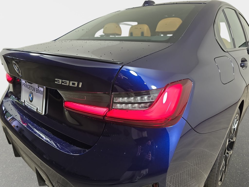 New 2026 Tanzanite Blue II Metallic BMW 330i xDrive image 35