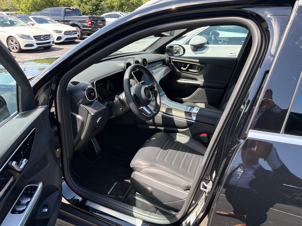 Certified Used 2026 Black Mercedes-Benz GLC 300 image 4