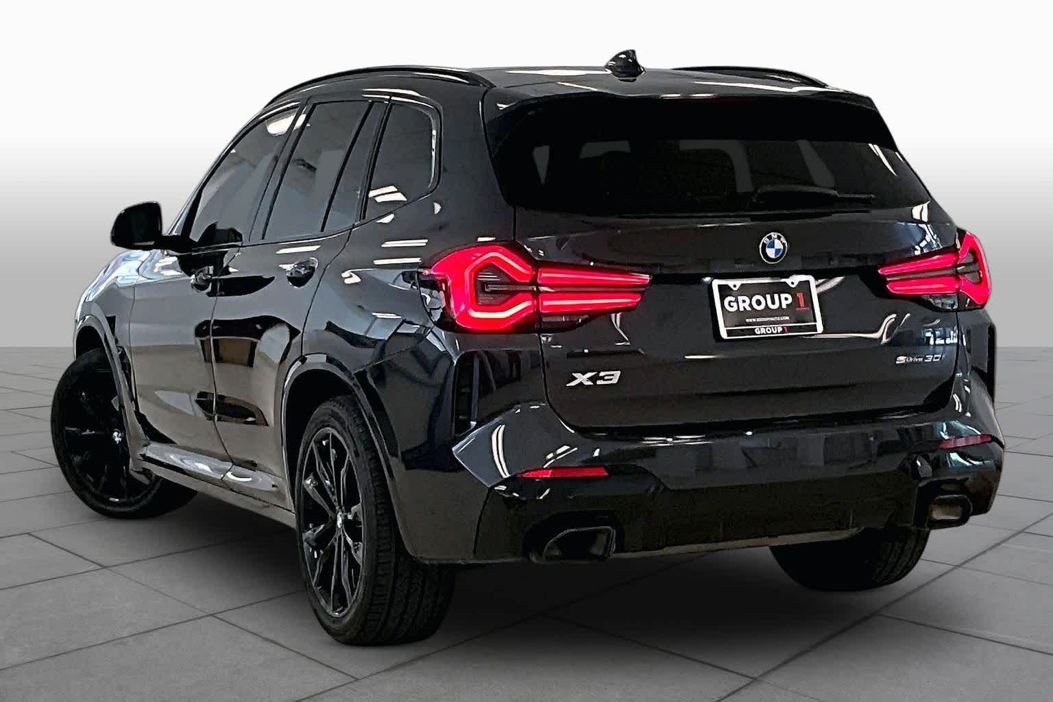Used 2023 Dark Graphite Metallic BMW sDrive30i image 11