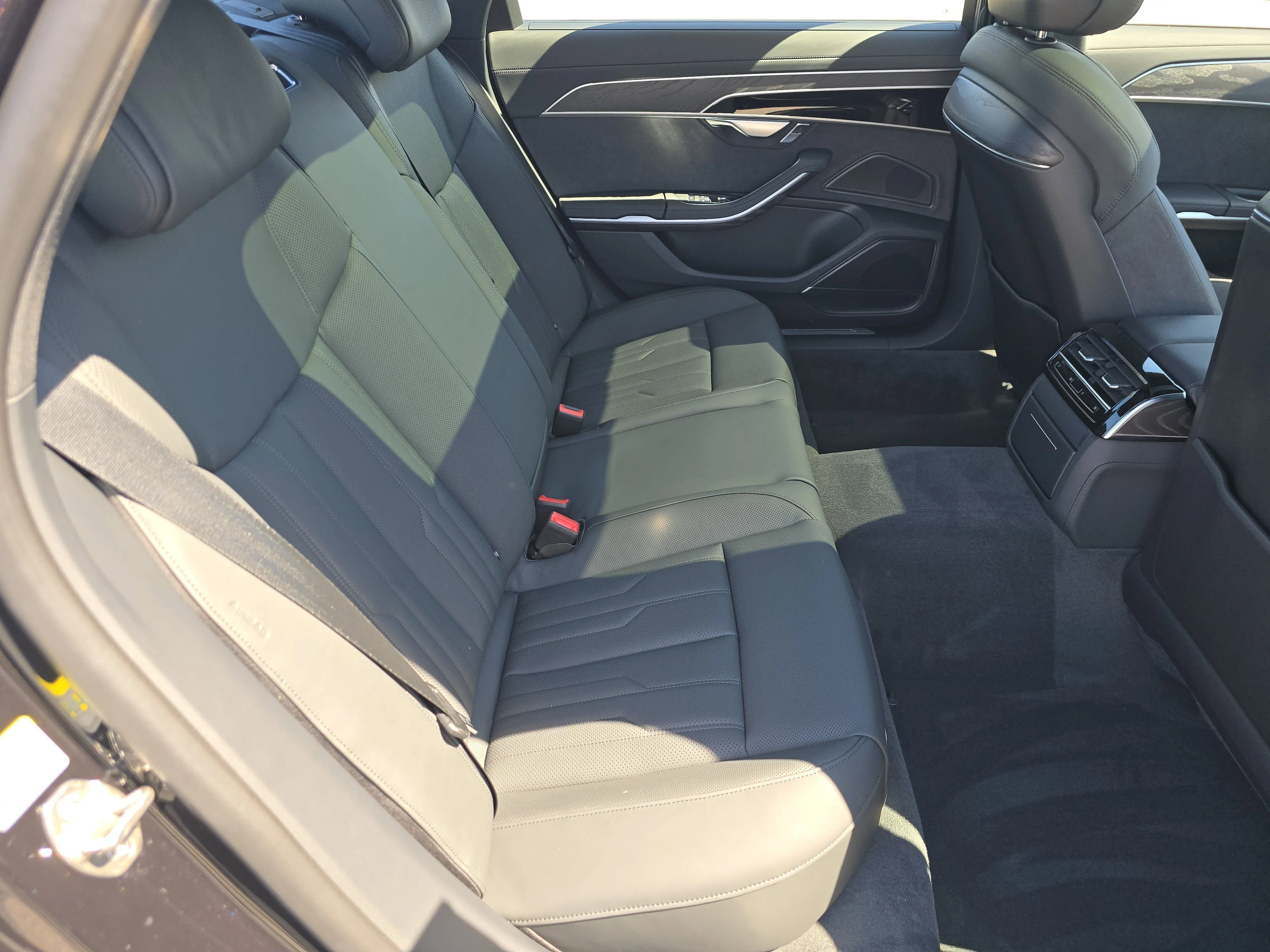 New 2026 Sebring Black Crystal Effect Audi L 55 image 17