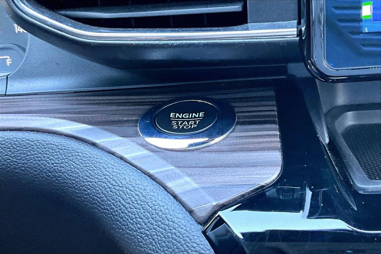 Certified Used 2022 Black Ford Limited image 28