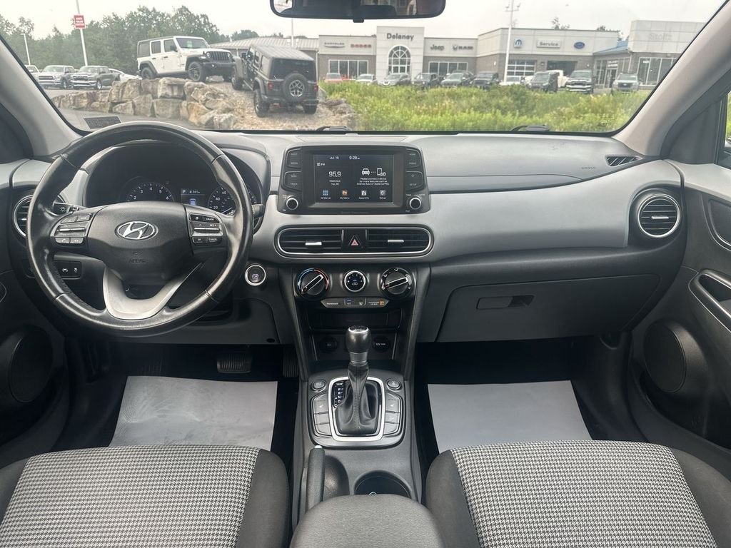 Used 2020 Gray Hyundai SEL image 10