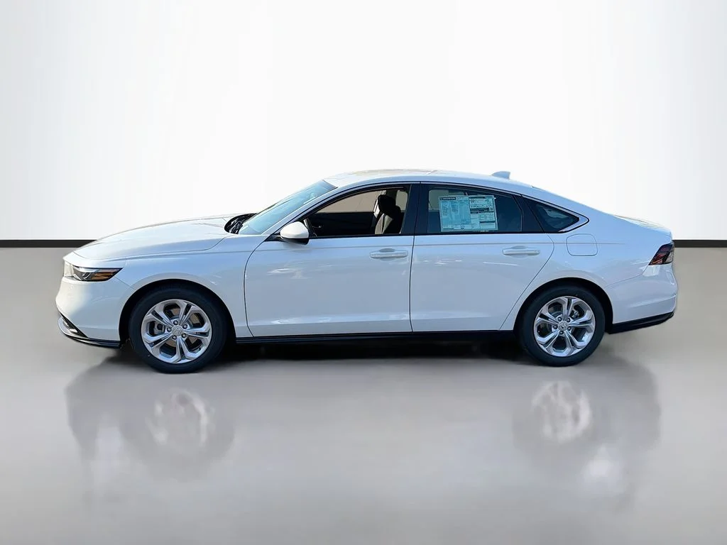 New 2026 Platinum White Pearl Honda LX image 9