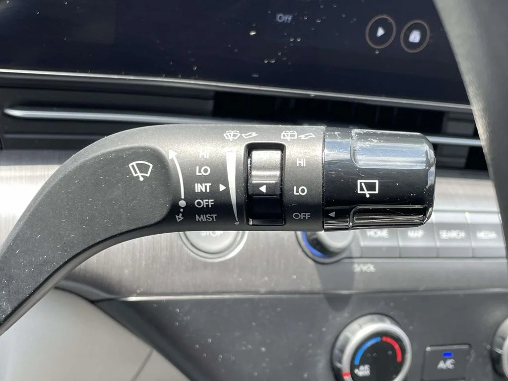 Used 2024 Blue Hyundai SE image 23