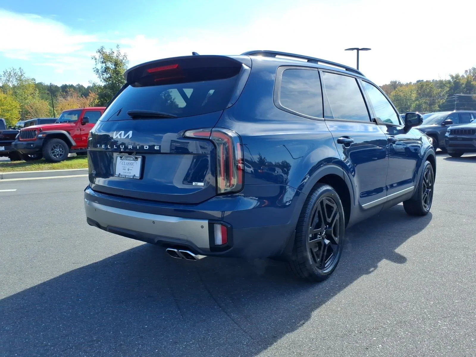 Used 2023 Midnight Lake Blue Kia SX X-Line image 2