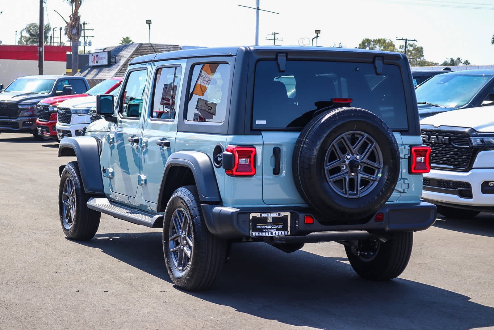 New 2027 Earl Clear-Coat Paint Jeep Sport S image 6