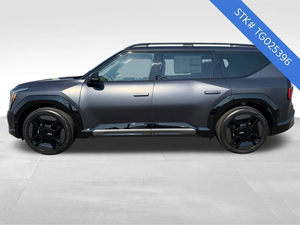 New 2026 Panthera Metal Matte Kia GT-Line image 4