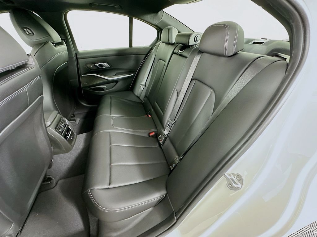 New 2026 Alpine White BMW 330i xDrive image 17
