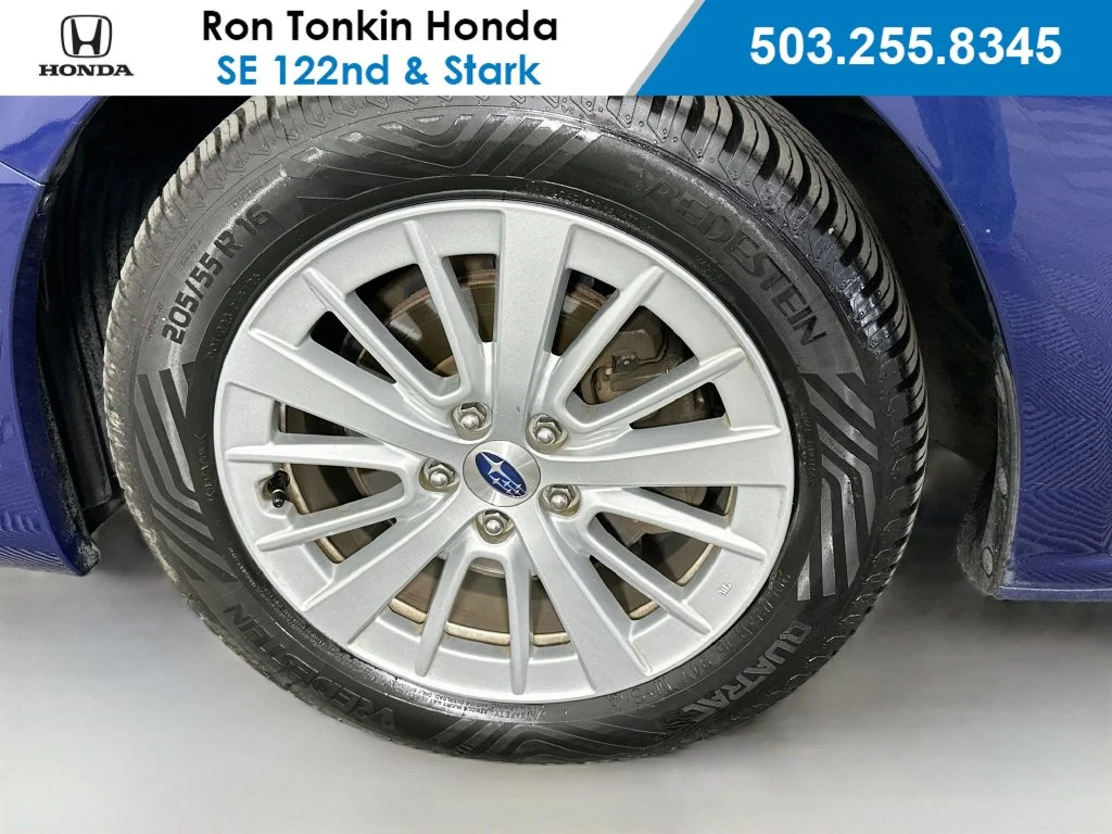 Used 2018 Lapis Blue Pearl Subaru 2.0i Premium image 31