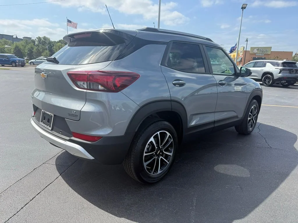 2026 Chevrolet Trailblazer LT - Photo 8