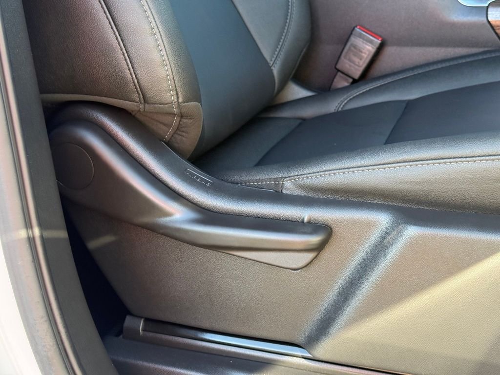 Used 2026 White Chevrolet LT Trail Boss image 27