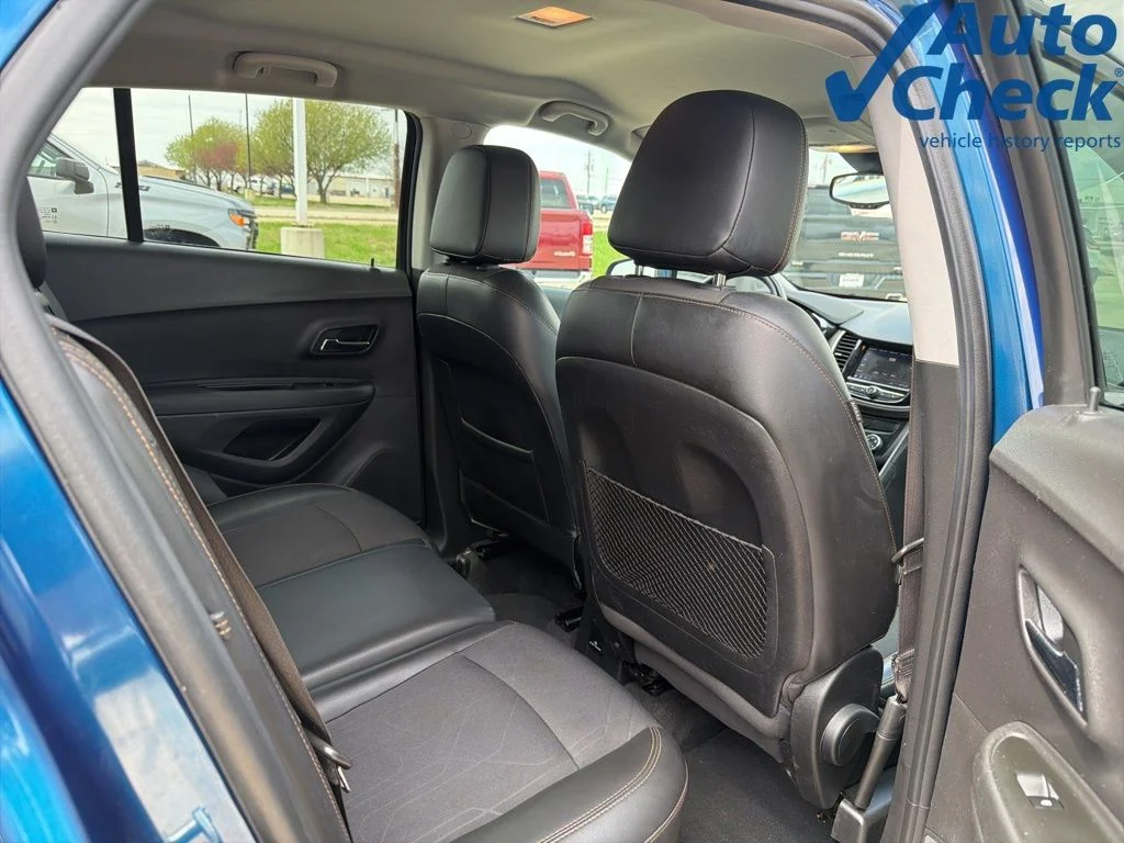 Used 2020 Blue Chevrolet LT image 13
