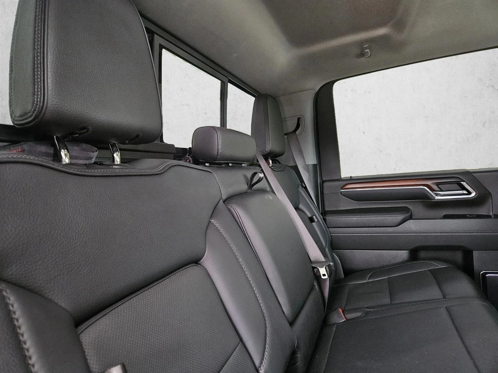 Used 2024 Sterling Metallic GMC Denali image 24