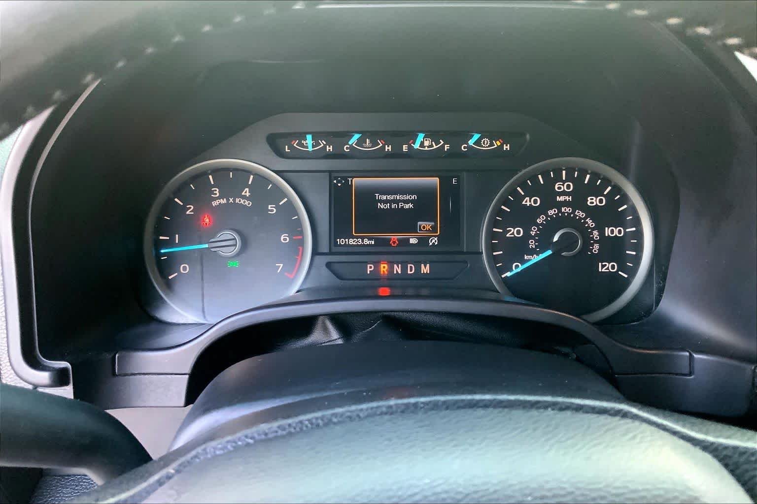 Used 2019 Agate Black Metallic Ford XLT image 24