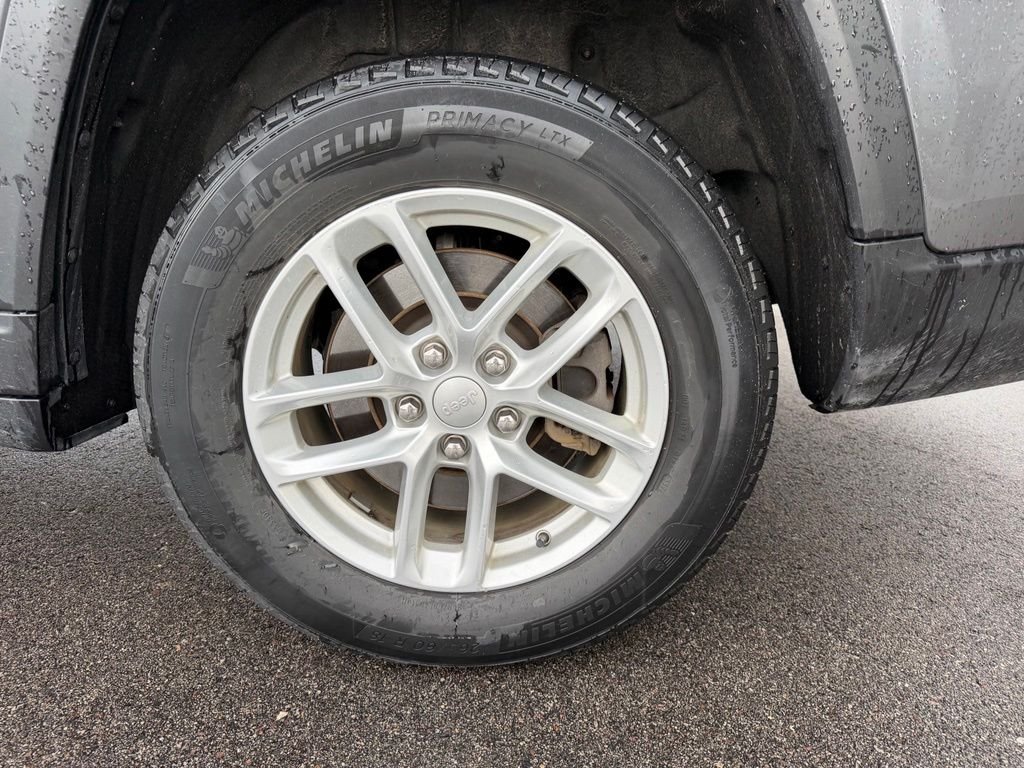 Used 2023 Gray Jeep Laredo image 45