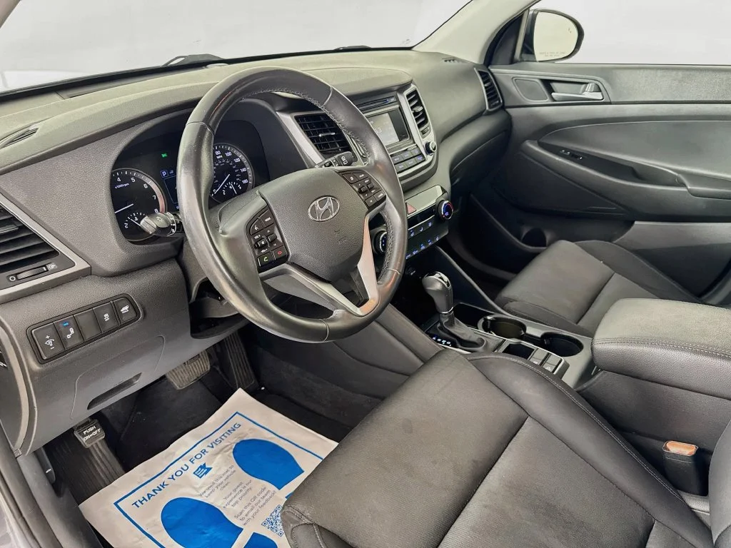 Used 2016 Coliseum Gray Hyundai Sport image 11