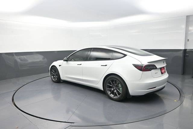 Used 2022  Tesla Long Range image 48