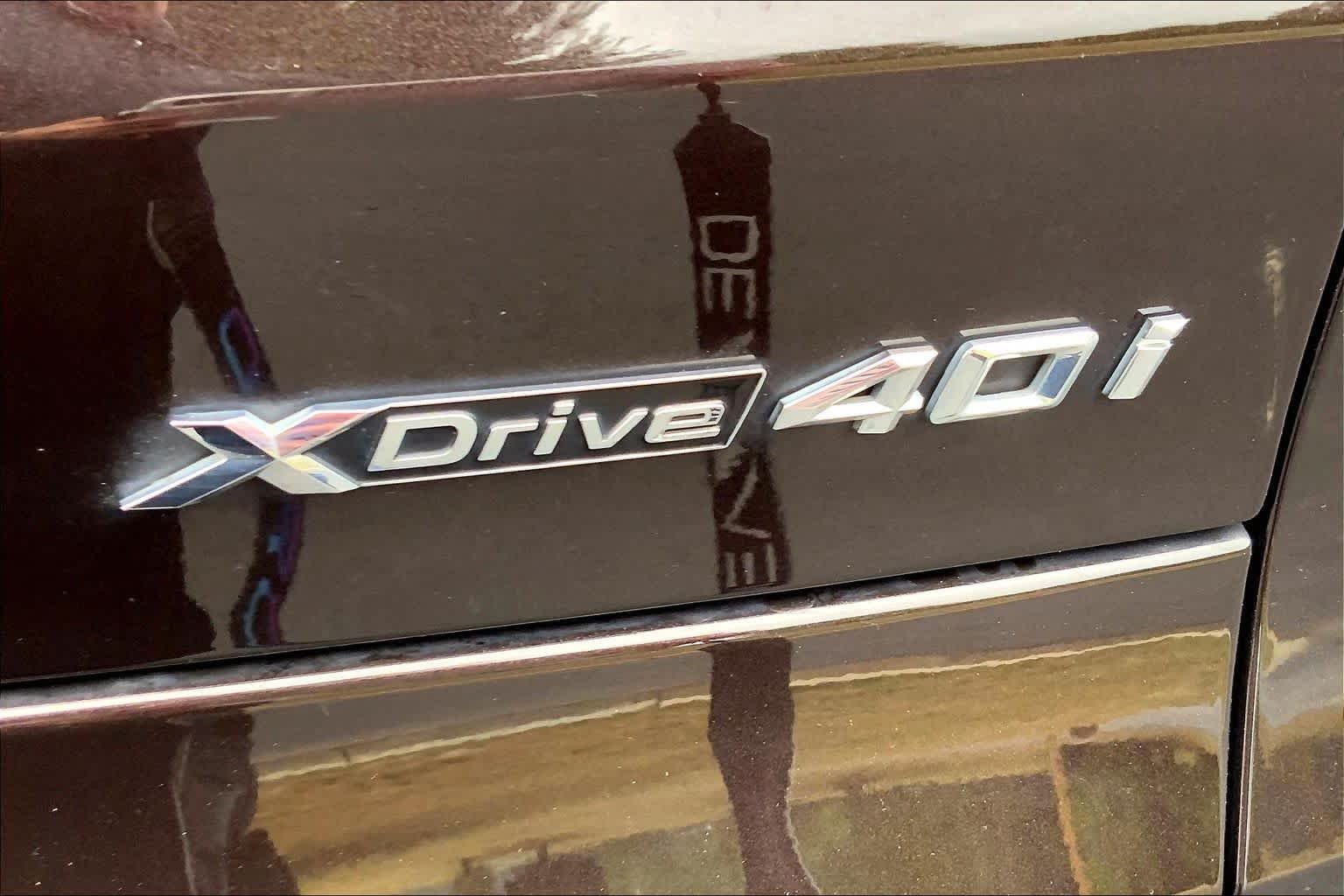 Used 2022 Sparkling Brown Metallic BMW xDrive40i image 32
