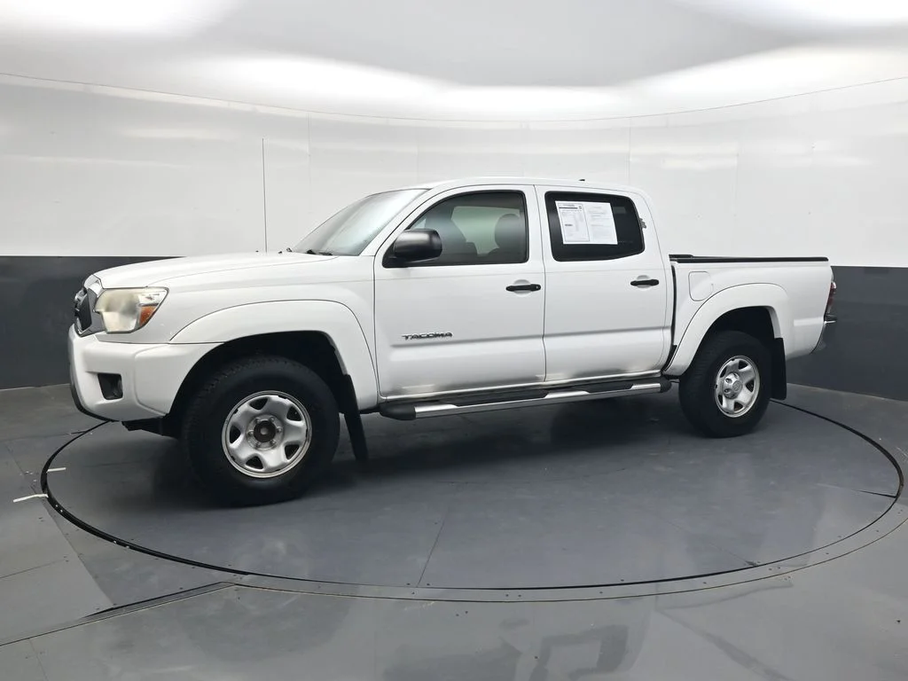 Used 2015 White Toyota PreRunner image 11