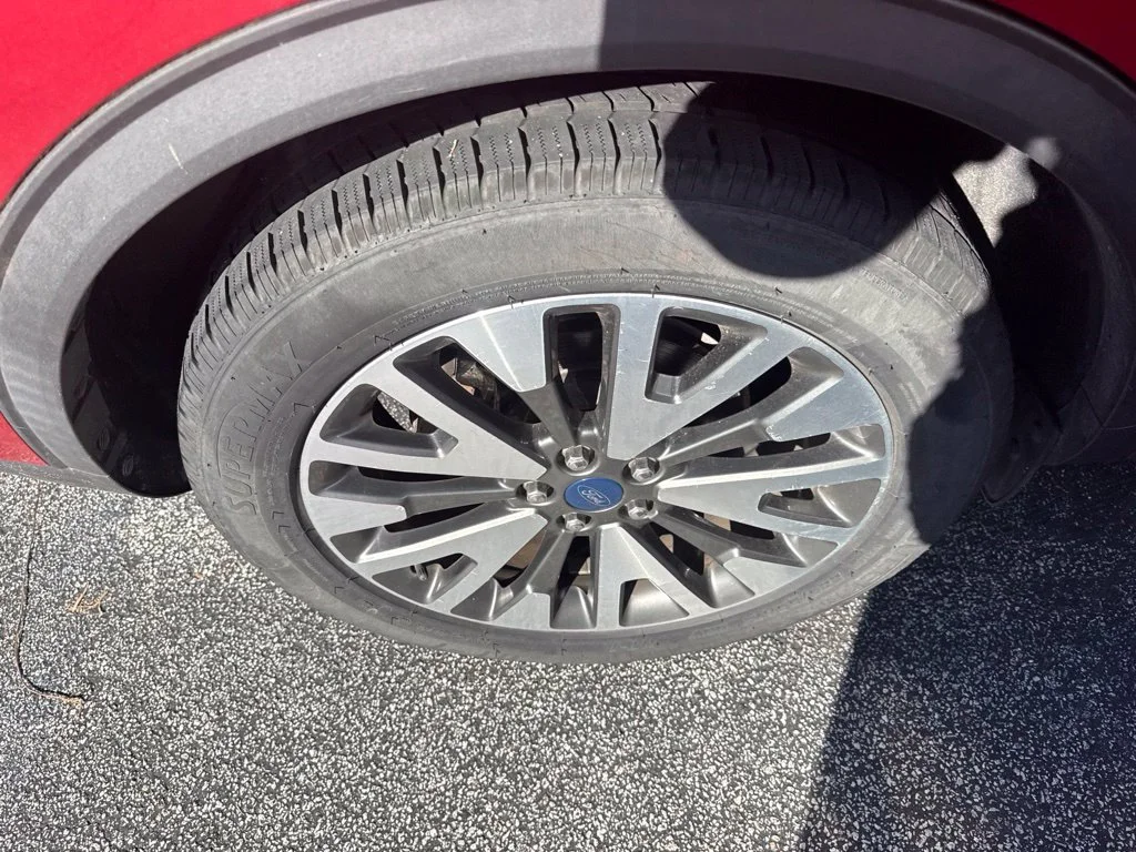 Used 2020 Red Ford Titanium image 14