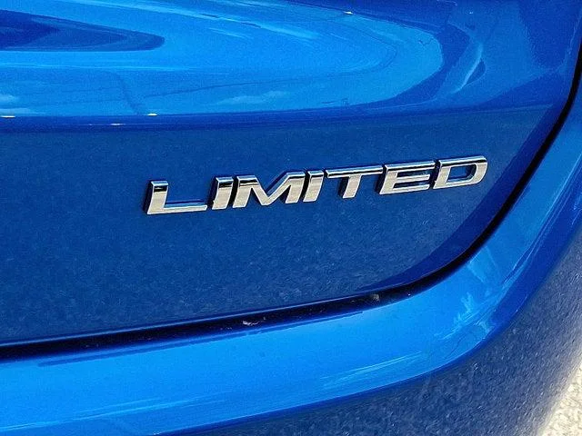 New 2026 Hydro Blue Pearl-Coat Exterior Paint Jeep Limited image 6