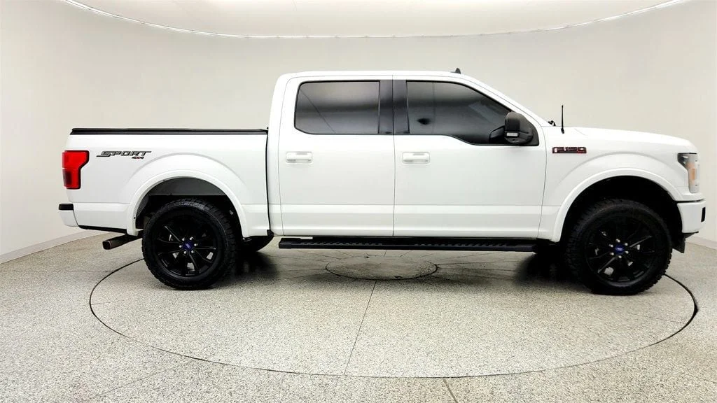 Used 2019 Oxford White Ford XLT 4WD SuperCrew 5.5