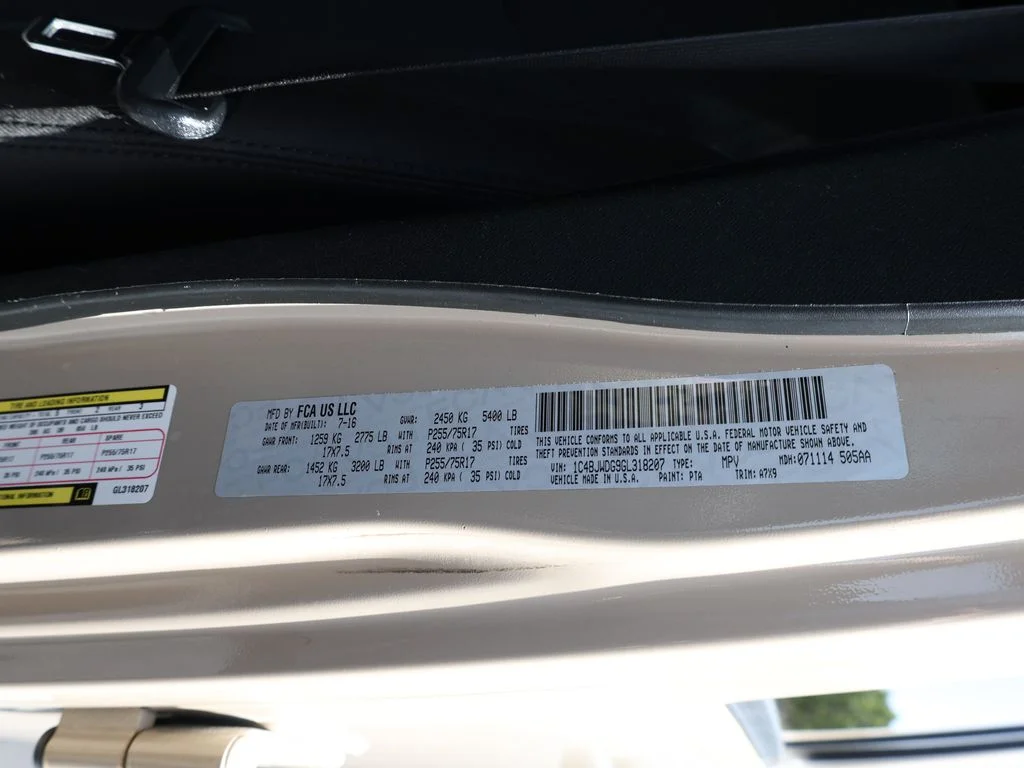 Used 2016 Beige Jeep Unlimited Sport image 30