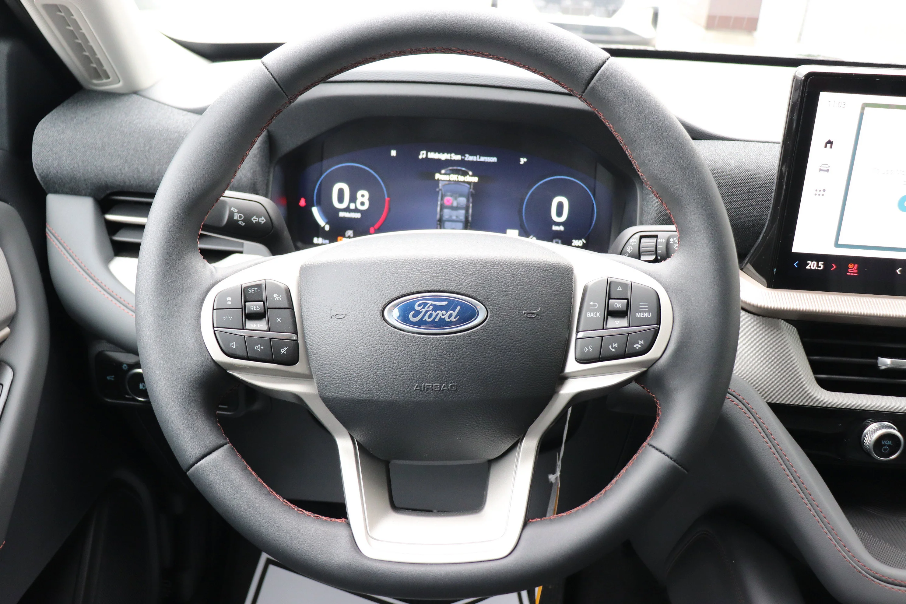 New 2026 AGATE BLACK Ford Active w/200A Pkg image 15