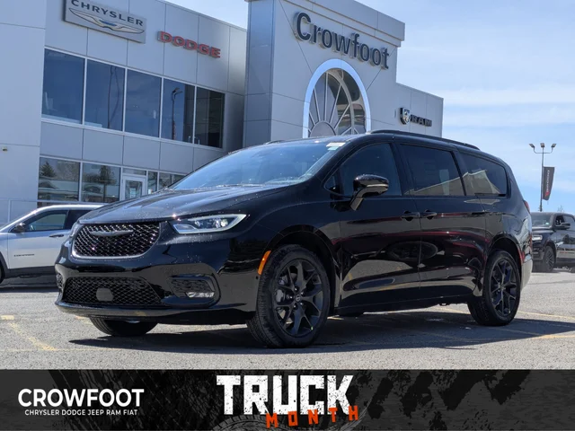 2026 Chrysler Pacifica Select AWD - - Full Sunroof - S Appearance - 360 Camera - Remote Start & tons more!