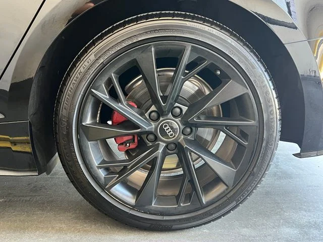Used 2022 Brilliant Black Audi Premium image 12