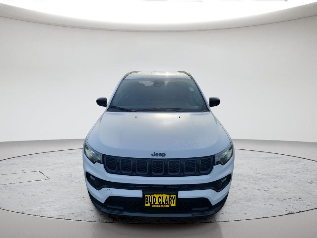 New 2026 Bright White Clear-Coat Exterior Paint Jeep Latitude image 8