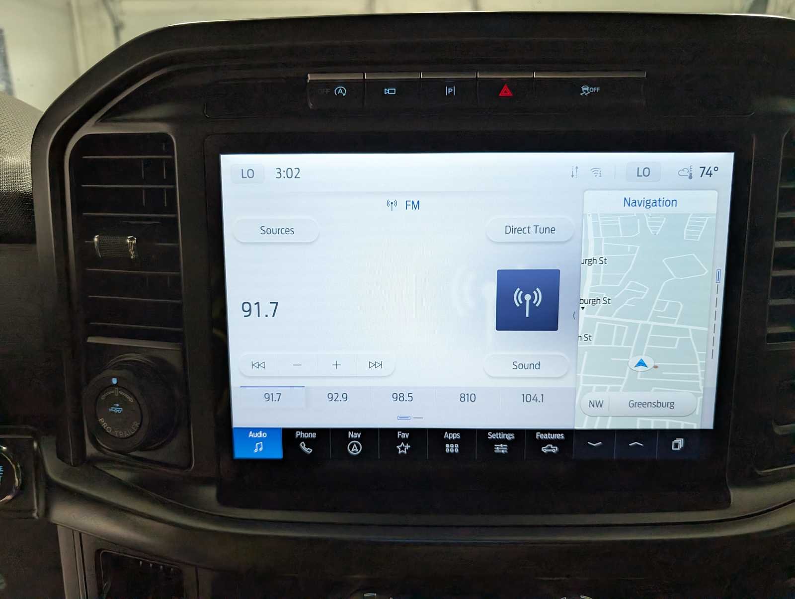 Used 2024 Agate Black Metallic Ford XLT image 25