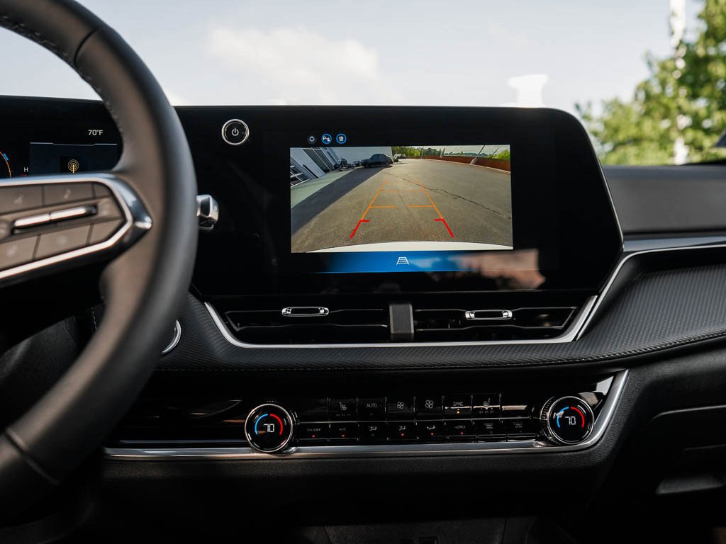 2027 Chevrolet Equinox LT - Photo 24