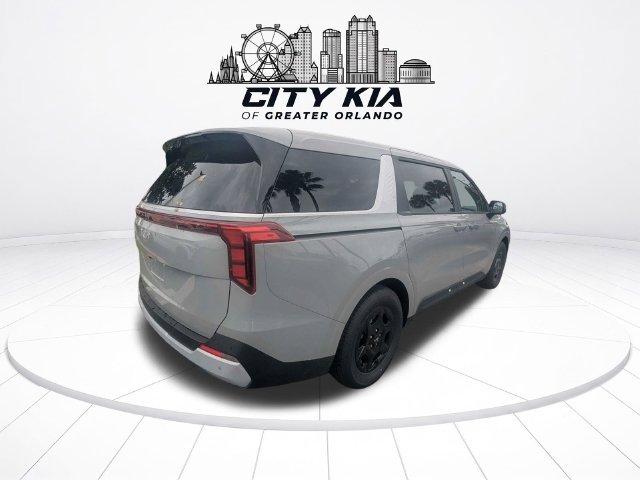 New 2027 Ceramic Silver Kia LXS image 6