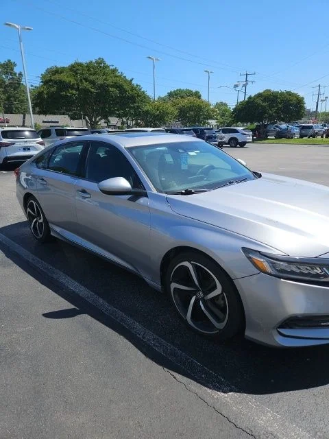 Used 2018 Lunar Silver Metallic Honda Sport 2.0T image 2