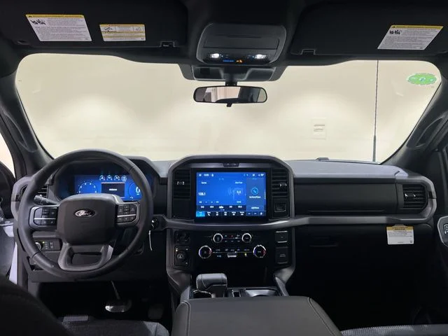 New 2026 Oxford White Ford XLT image 17