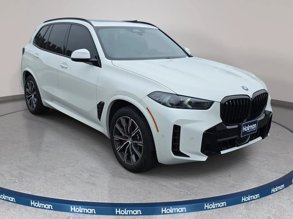 Used 2024 Alpine White BMW xDrive40i image 4