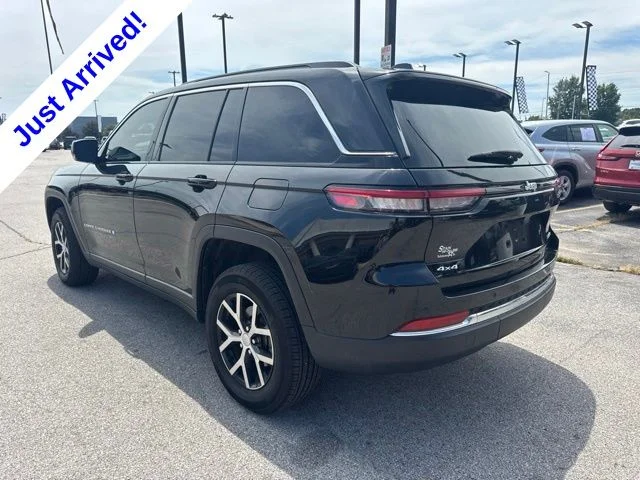Used 2025 Black Jeep Limited image 4
