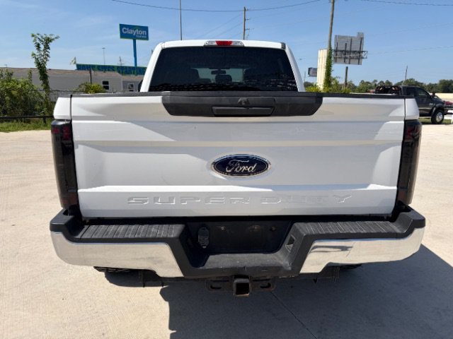 Used 2019 White Ford XLT image 3