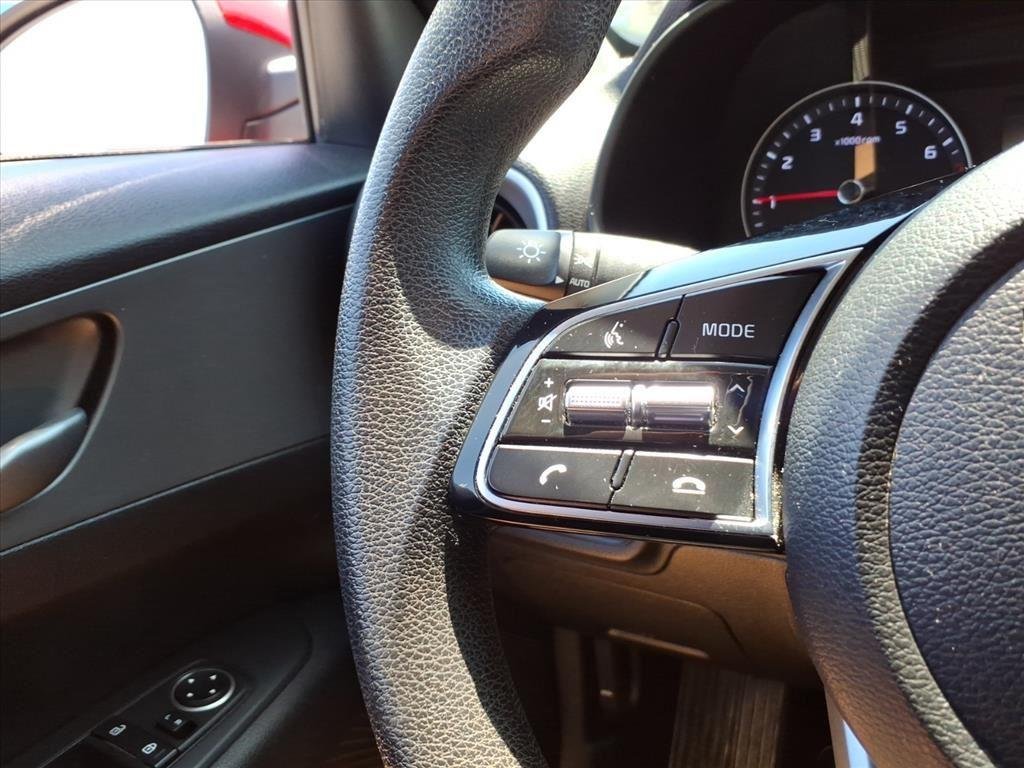 Used 2020 Currant Red Kia LXS image 15