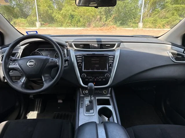 Used 2019 Black Nissan S image 12