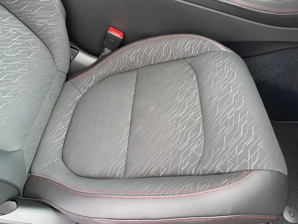 New 2025 Diamond Black Crystal Pearlcoat Dodge R/T image 17