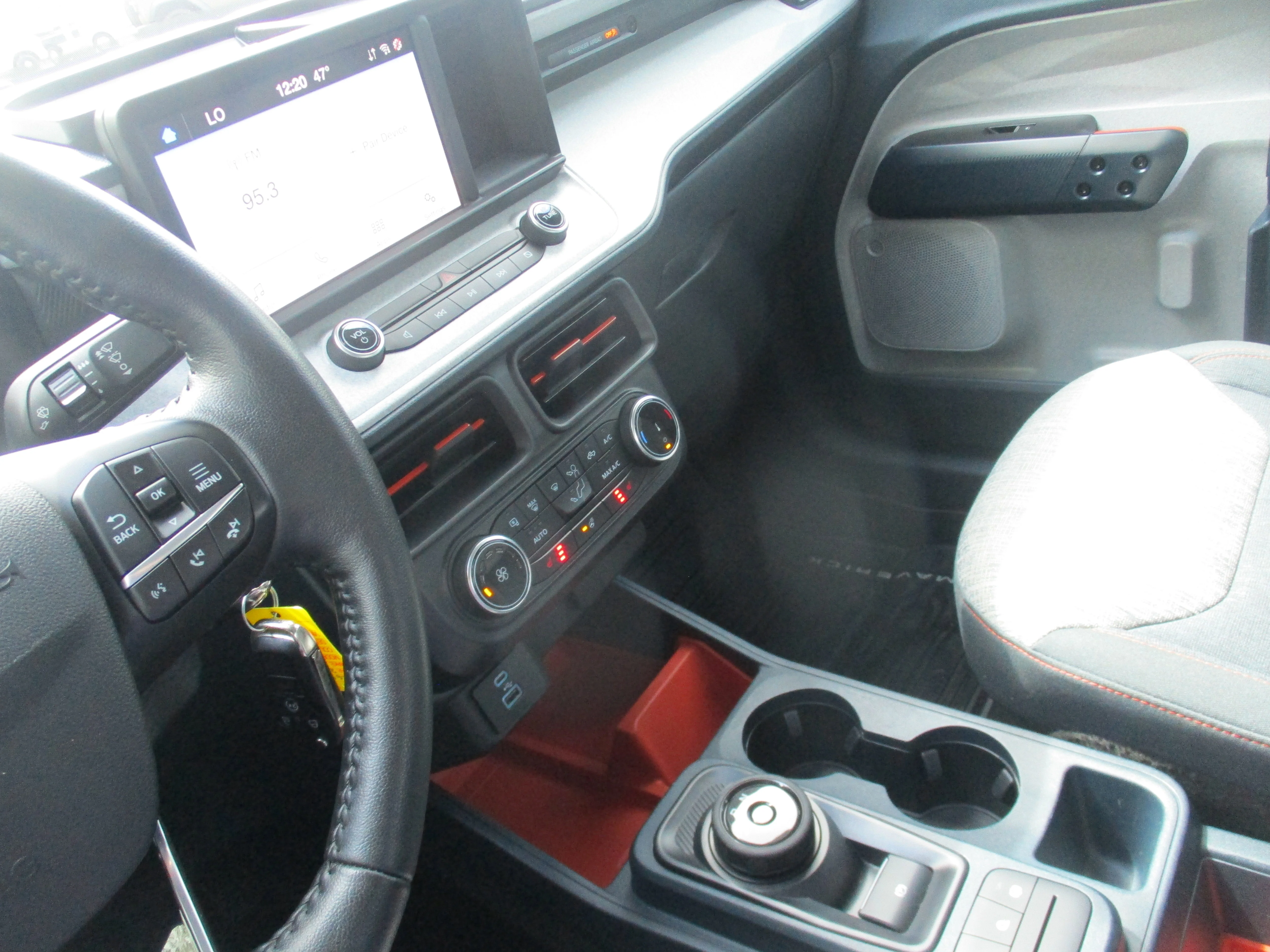 Used 2022 Area 51 Ford XLT Hybrid FWD image 31