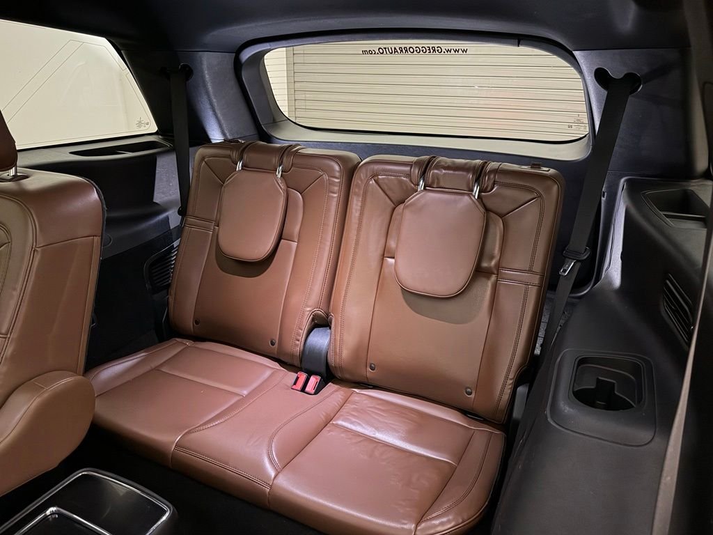 Used 2021 Ceramic Pearl Lincoln Reserve image 28