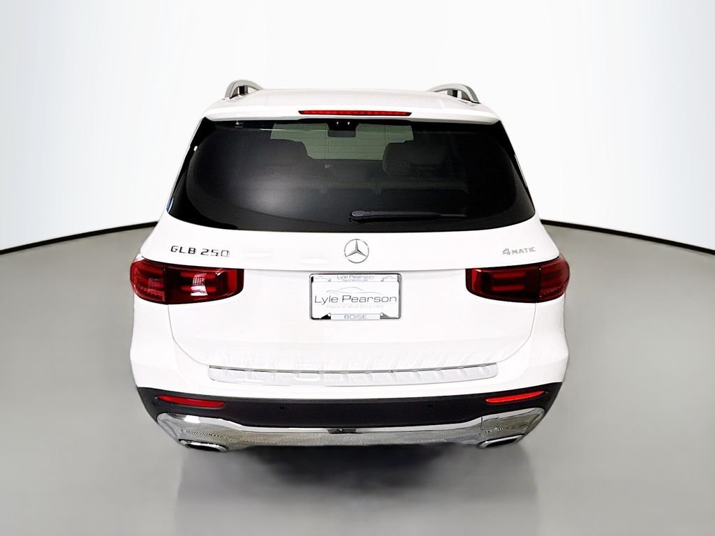 Used 2025 White Mercedes-Benz GLB 250 image 25